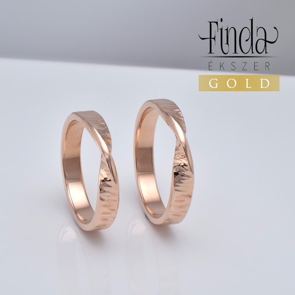 Twist csavart Möbius szalag rose gold karikagyűrű